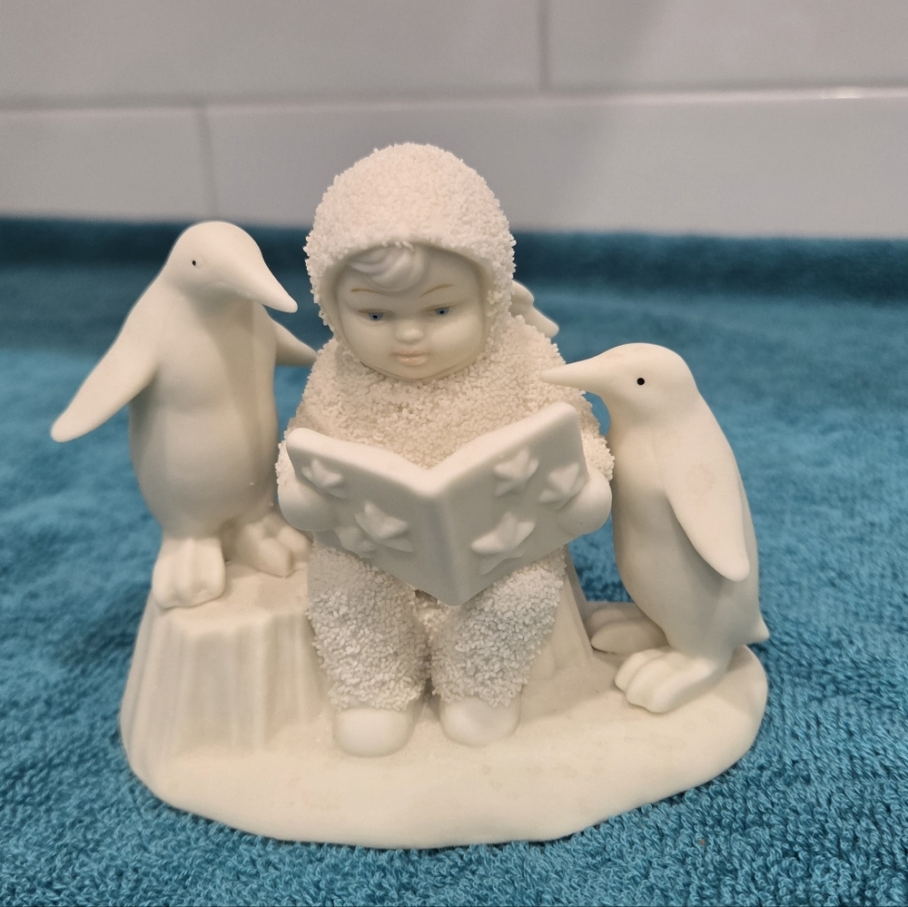 *Vintage Retired* Studio 56 Snowbaby. (Read Me A Story)